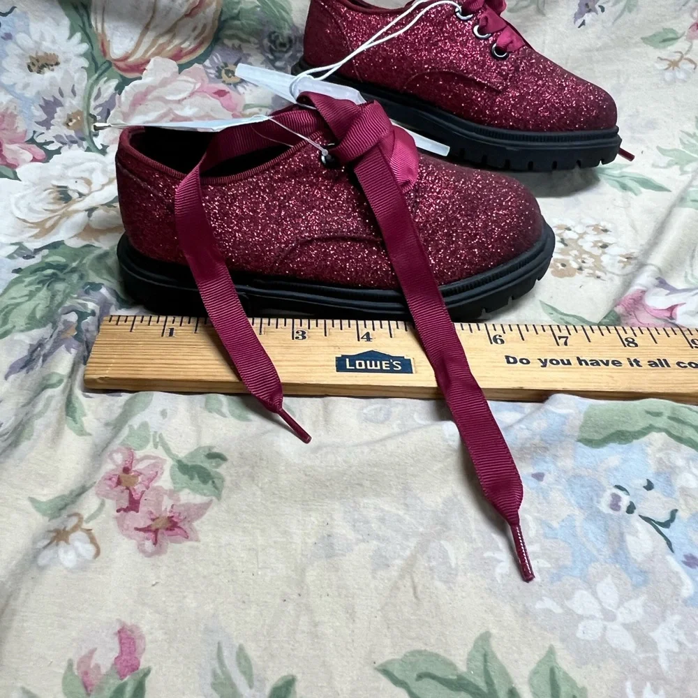 Burgundy velour zipper lace- up shoes